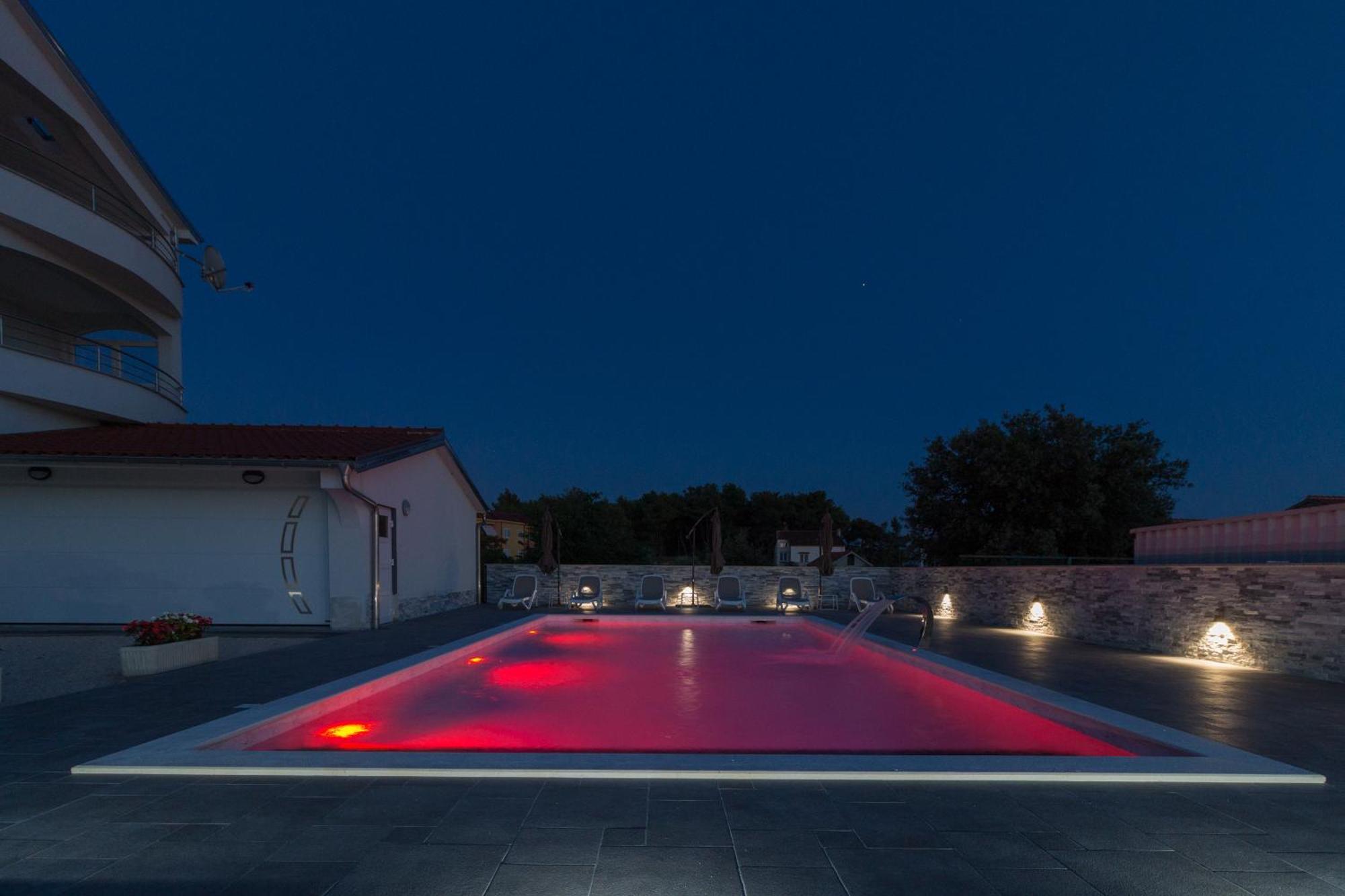 Apartmani Martin Mit Beheiztem Pool With Heated Pool Bibinje Exteriér fotografie