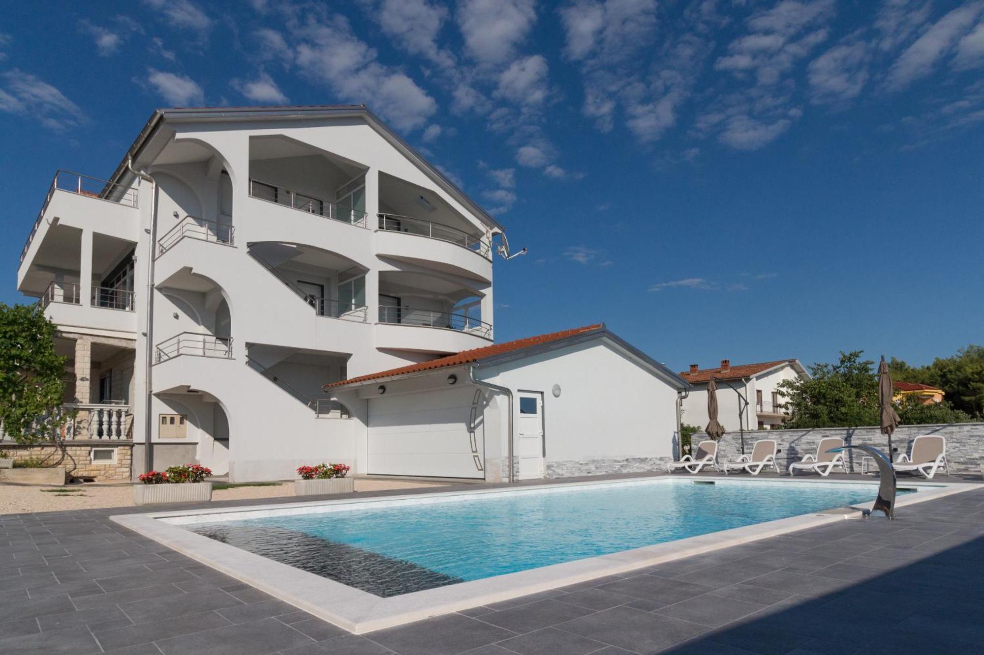 Apartmani Martin Mit Beheiztem Pool With Heated Pool Bibinje Exteriér fotografie